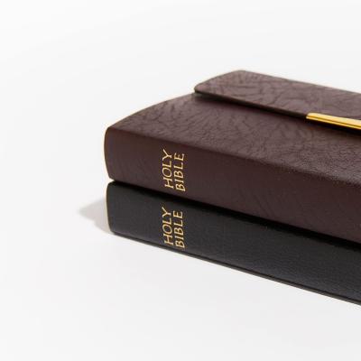 NKVJ: Checkbook Bible, Compact, Bonded Leather, Burgundy (New King James Version)